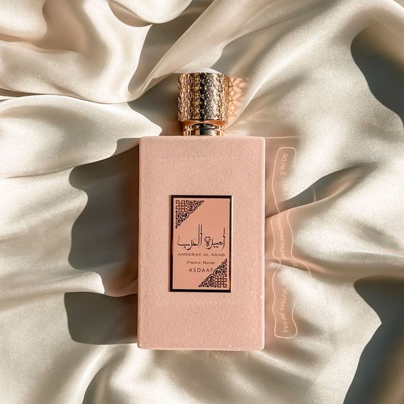 Asdaaf Ameerat Al Arab Prive Rose Eau de Parfum Perfume Árabe
