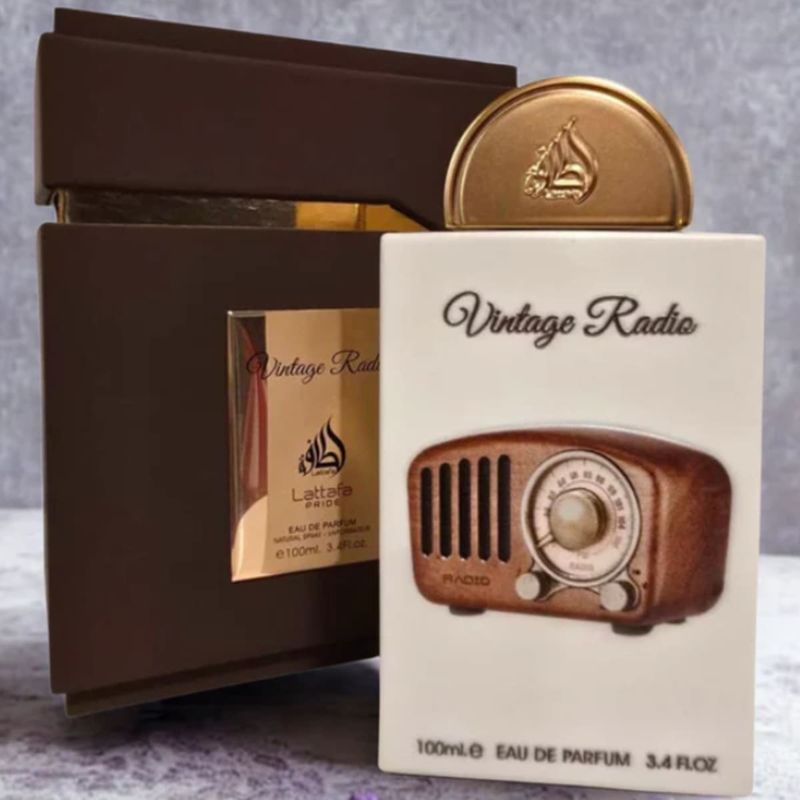 Perfume Árabe Lattafa Vintage Radio EDP Unissex - 100ml - Época