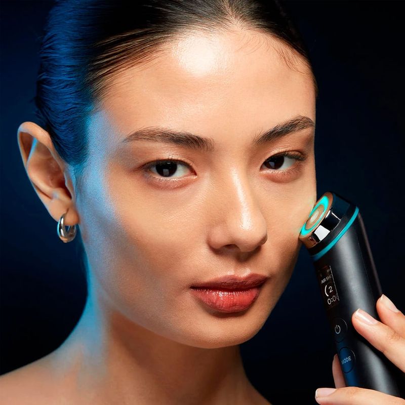 Medicube AGE-R Booster Pro Black - Aparelho Facial de Skincare 6