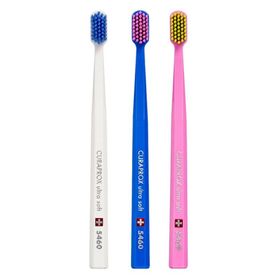 ultra-soft-trio-especial-edition-cs5460b-cores-sortidas-curaprox-escova-dental