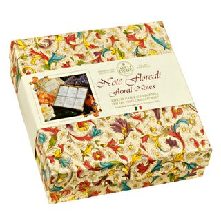 Nesti Dante Floral Notes Kit - Sabonetes em Barra Menor preço em Nesti Dante Floral Notes Kit - Sabonetes em Barra