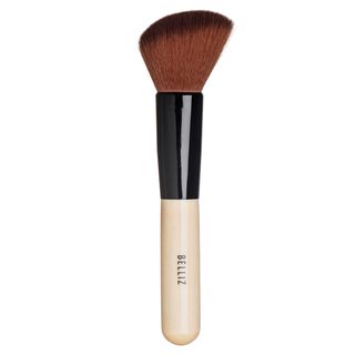 Pincel Chanfrado Marfim para Blush Belliz - 1 Un Menor preço em Pincel Chanfrado Marfim para Blush Belliz - 1 Un