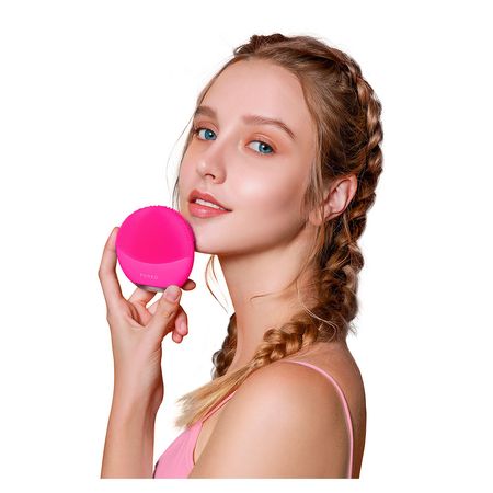 https://epocacosmeticos.vteximg.com.br/arquivos/ids/376408-450-450/escova-de-limpeza-facial-foreo-luna-mini-3-fuchsia--4-.jpg?v=637190176705170000