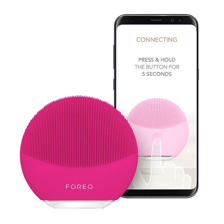 https://epocacosmeticos.vteximg.com.br/arquivos/ids/376409-450-450/escova-de-limpeza-facial-foreo-luna-mini-3-fuchsia--2-.jpg?v=637190176921130000