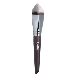 Pincel Facial Belliz Wood 3D Curve Kabuki - Época Cosméticos Pincel Facial Belliz Wood 3D Curve Kabuki - Época Cosméticos