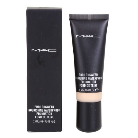 https://epocacosmeticos.vteximg.com.br/arquivos/ids/411127-450-450/base-fluida-a-prova-d-agua-mac-pro-longwear-nourishing.jpg?v=637418209329000000