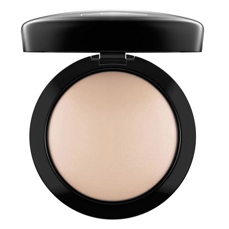 https://epocacosmeticos.vteximg.com.br/arquivos/ids/416726-450-450/po-solto-mineralizante-mac-skinfinish-light-4.jpg?v=637461607102270000