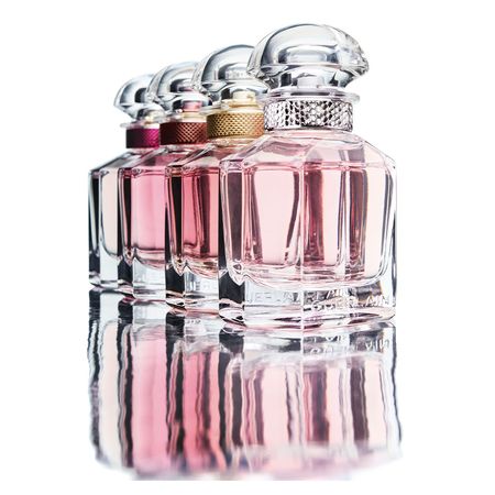 https://epocacosmeticos.vteximg.com.br/arquivos/ids/421640-450-450/mon-guerlain-sparkling-bouquet-guerlain-perfume-feminino-edp-30ml-4.jpg?v=637496226492400000