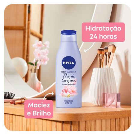 NIVEA-Loção-Hidratante-Óleos-Essenciais-Flor-de-Cerejeira-&-Óleo-de-Jojoba-200ml--3