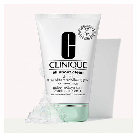 https://epocacosmeticos.vteximg.com.br/arquivos/ids/437230-450-450/esfoliante-de-limpeza-facial-clinique-all-about-clean-2-in-1-cleansing-exfoliating-jelly-3.jpg?v=637593692427670000