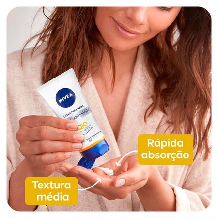 https://epocacosmeticos.vteximg.com.br/arquivos/ids/503728-450-450/Creme-para-as-Maos-Nivea-Q10-Plus-Antiidade.jpg?v=637962598359170000