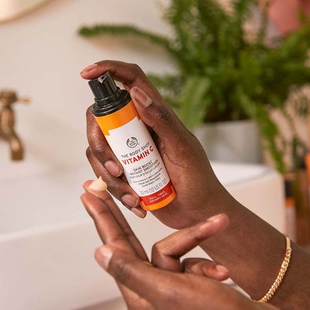 Sérum-Facial-Revitalizante-The-Body-Shop-–-Vitamina-C-30ml--2