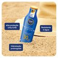 Nívea Sun Protect & Hidrata Kit – Protetor Solar FPS30 200ml + Protetor Solar FPS30 100ml Kit