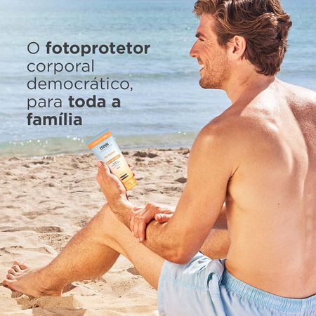 https://epocacosmeticos.vteximg.com.br/arquivos/ids/520906-450-450/protetor-solar-isdin-fotoprotector-gel-cream-fps-50-2.jpg?v=638040291855300000