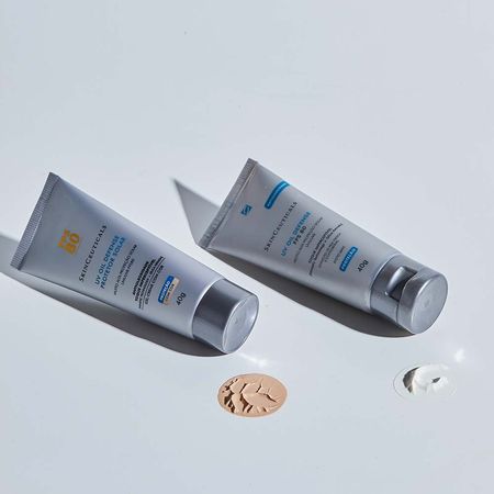 https://epocacosmeticos.vteximg.com.br/arquivos/ids/526271-450-450/protetor-solar-skinceuticals-uv-oil-defense-fps-80-tinted-3--6-.jpg?v=638067303806430000