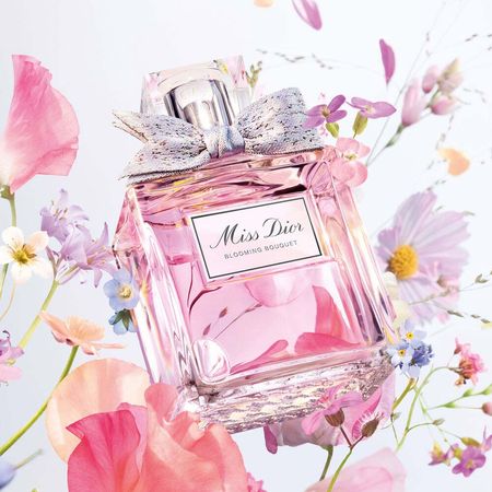 https://epocacosmeticos.vteximg.com.br/arquivos/ids/530412-450-450/miss-dior-blooming-bouquet-perfume-feminino-eau-de-toilette--2-.jpg?v=638090543991230000