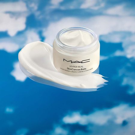 https://epocacosmeticos.vteximg.com.br/arquivos/ids/547081-450-450/creme-hidratante-facial-mac-hyper-real-skincanvas-balm--3-.jpg?v=638182809192700000