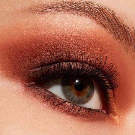 https://epocacosmeticos.vteximg.com.br/arquivos/ids/549532-450-450/paleta-de-sombras-mac-connect-in-colour-eye-shadow-palette-future-flame--6-.jpg?v=638195200824430000