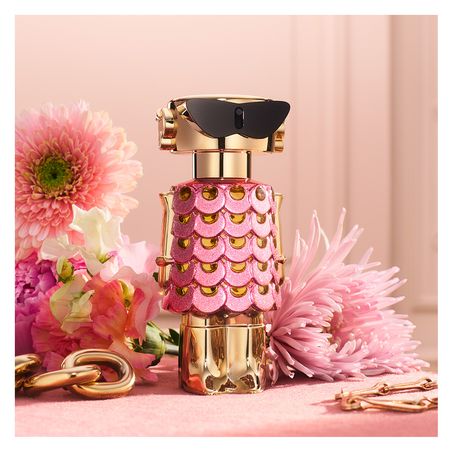 https://epocacosmeticos.vteximg.com.br/arquivos/ids/554893-450-450/fame-blooming-pink-paco-rabanne-eau-de-parfum-80ml.jpg?v=638216506166930000