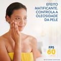 Protetor Solar Facial Antioxidante Cetaphil Sun Light Fluid FPS60 com Cor 50ml