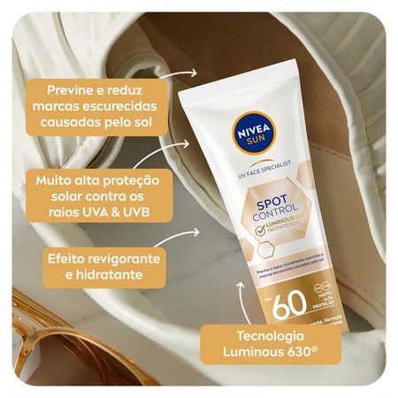 https://epocacosmeticos.vteximg.com.br/arquivos/ids/576874-450-450/protetor-solar-facial-fluido-nivea-sun-spot-control-luminous-630-fps60--3-.jpg?v=638344403847100000