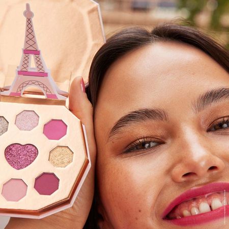 Paleta-de-Sombras-Emily-In-Paris-by-Essence-1-Un--7