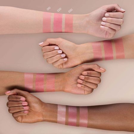 Blush-Em-Bastão-Catrice-Cheek-Flirt-010-RN-Peach--6