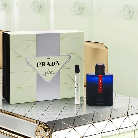 https://epocacosmeticos.vteximg.com.br/arquivos/ids/586625-450-450/prada-luna-rosa-ocean-edt-kit-perfume-masculino-coffret-2-travel-size--1-.jpg?v=638387738927070000