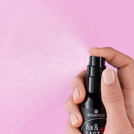Spray-Fixador-de-Maquiagem-Essence-Fix-&-Last-18H-50ml--2