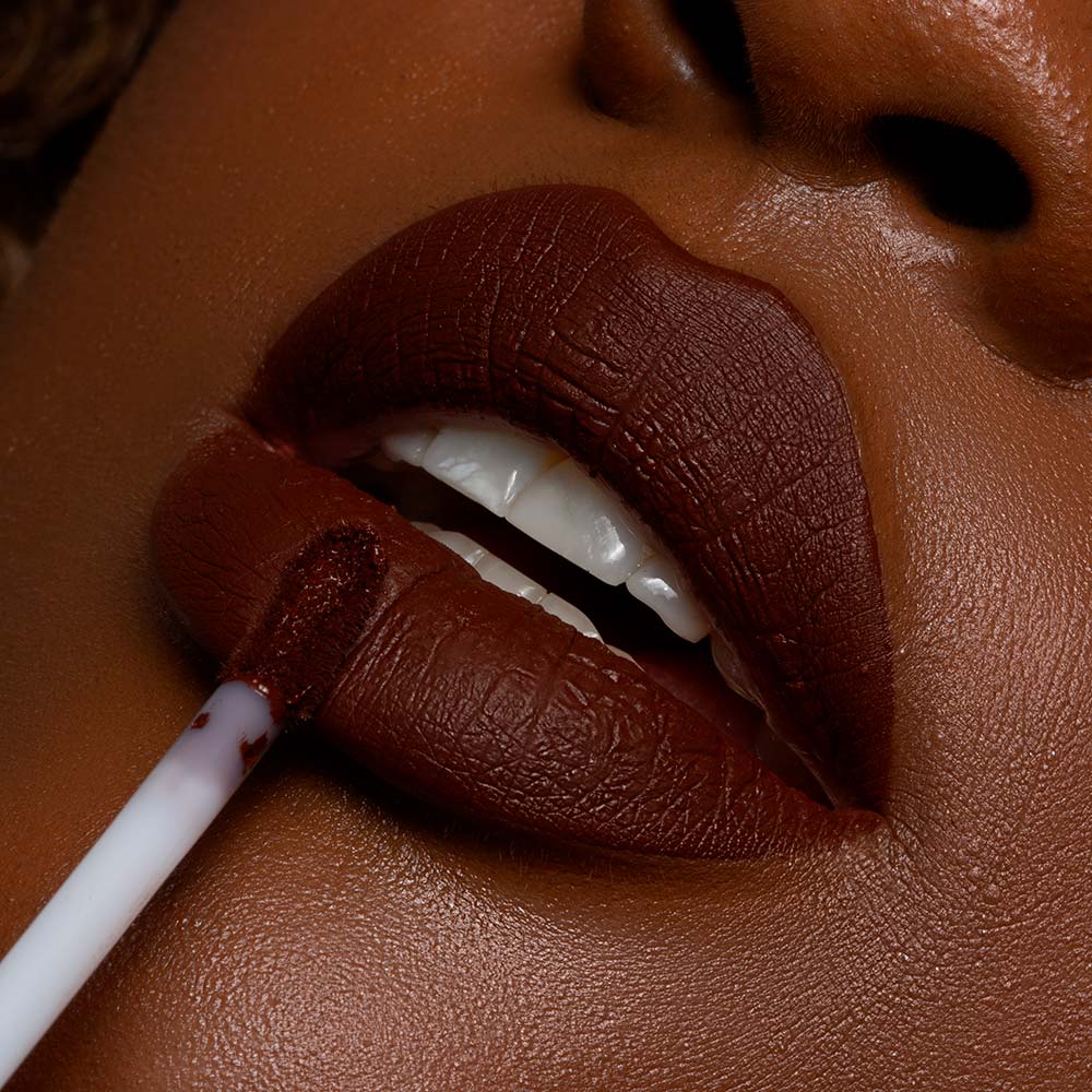 Bruna Tavares BT + Lu Kit - Batom Líquido Trend + Gloss Labial Pixels + Nécessaire