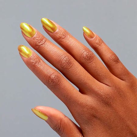 Esmalte-OPI-Big-Zodiac-Energy-The-Leo-nly-One--3
