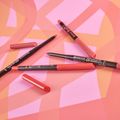 Lápis Labial Essence - 8h Matte Comfort 07 Classic Red