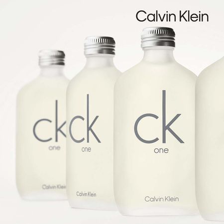 https://epocacosmeticos.vteximg.com.br/arquivos/ids/611527-450-450/ck-one-eau-de-toilette-calvin-klein-perfume-unissex--2-.jpg?v=638520817155470000