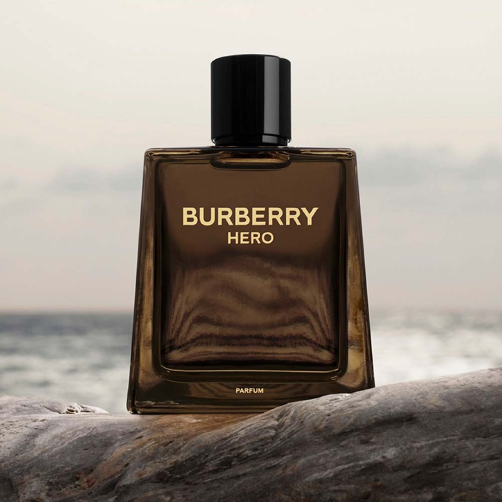 Burberry Hero Parfum Refil Perfume Masculino EDP
