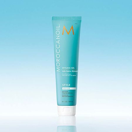 https://epocacosmeticos.vteximg.com.br/arquivos/ids/615395-450-450/moroccanoil-style-gel-fixador-forte.jpg?v=638543229119230000