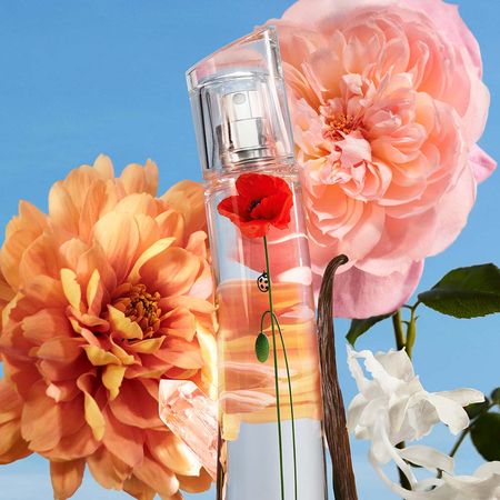 https://epocacosmeticos.vteximg.com.br/arquivos/ids/619699-450-450/perfume-flower-by-kenzo-la-recolte-parisienne-eau-de-parfum-feminino--6-.jpg?v=638575245127230000