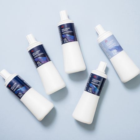 Kit-Wella-Professionals-Welloxon-Perfect-4%-13-Volumes---Oxidante-1L-(2-unidades)--4