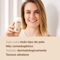 Protetor Solar Facial com Cor Isdin Fusion Water 5 Stars Color FPS 50 Clara 50 ml Clara