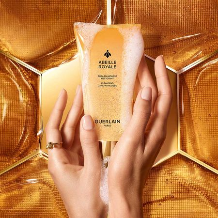 Espuma-de-Limpeza-Facial-Guerlain-Abeille-Royale-175ml--7