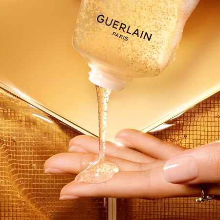 Espuma-de-Limpeza-Facial-Guerlain-Abeille-Royale-175ml--8
