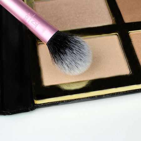 Pincel-para-Contorno-Real-Techniques-Setting-Brush-Rosa-Rosa--4
