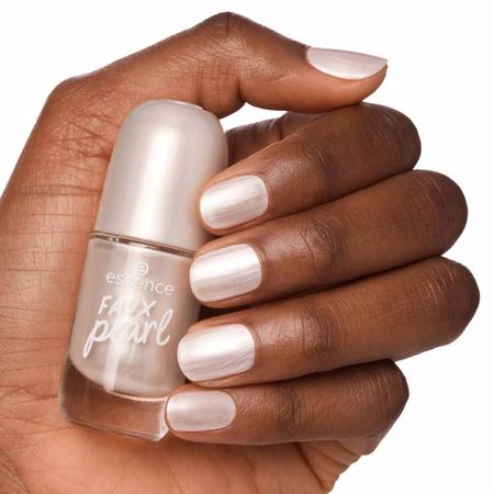 Esmalte-com-Efeito-Gel-Essence-71-Faux-Pearl--4