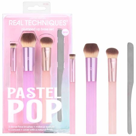 https://epocacosmeticos.vteximg.com.br/arquivos/ids/682234-450-450/real-techniques-pastel-pop-plumped-up-kit-3-pinceis-para-o-rosto-espatula-de-maquiagem-20-3-.jpg.jpg?v=638641050593900000