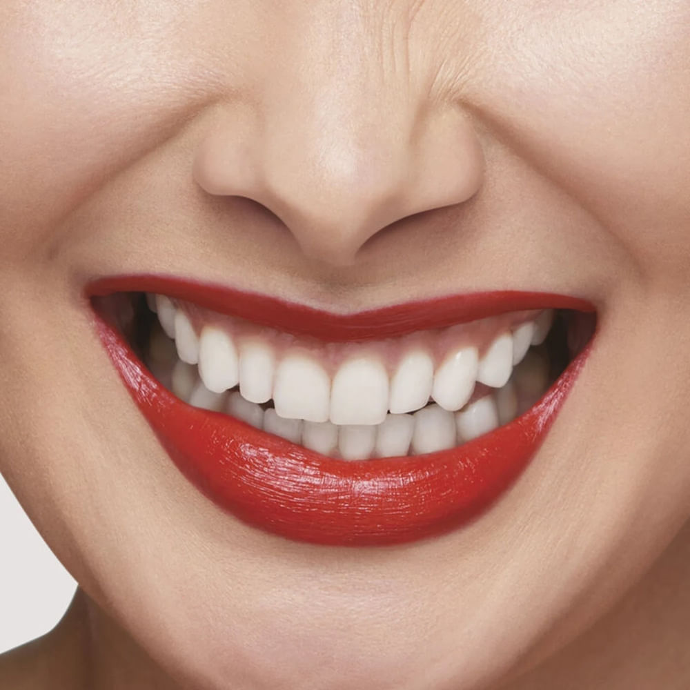 Batom Shiseido TechnoSatin Gel Lipstick