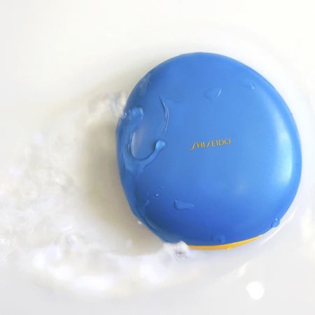Shiseido-UV-Protective-Compact-Foundation-Light-Ivory---Protetor-Solar-Facial-Compacto-FPS-35-Refil-12g-Light-Ivory--5