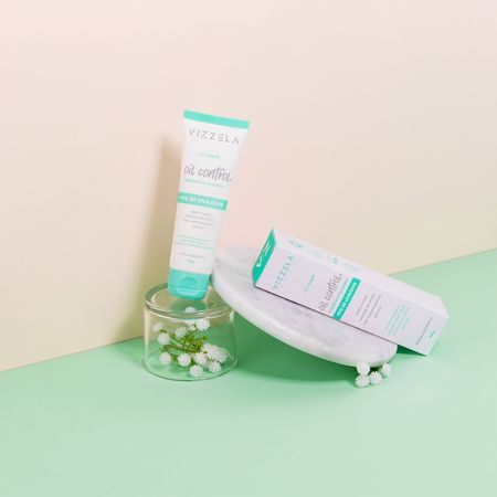 Vizzela-Oil-Control-FPS30---Creme-Hidratante-Facial-50g--3