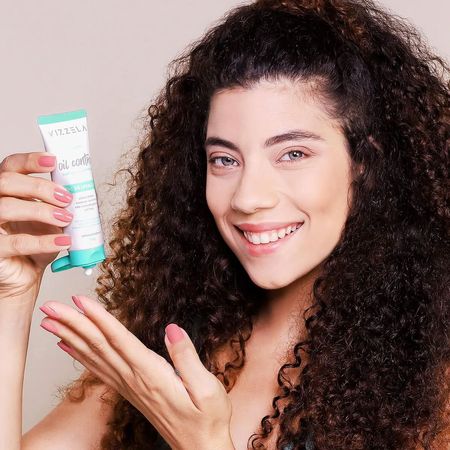 Vizzela-Oil-Control-FPS30---Creme-Hidratante-Facial-50g--5