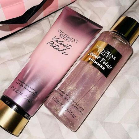 Velvet-Petals-Shimmer---Victoria's-Secret-Body-Mist-250ml--5