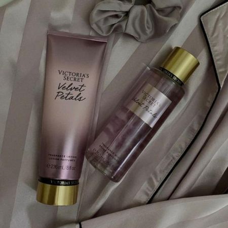 Velvet-Petals---Victoria's-Secret-Body-Mist-250-ml--5