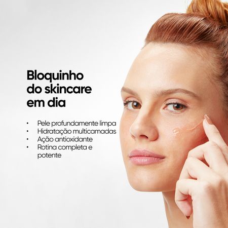 Kit-Beyoung-1-Gel-de-Limpeza,-1-Hidratante-Facial-e-1-Sérum-Booster--2